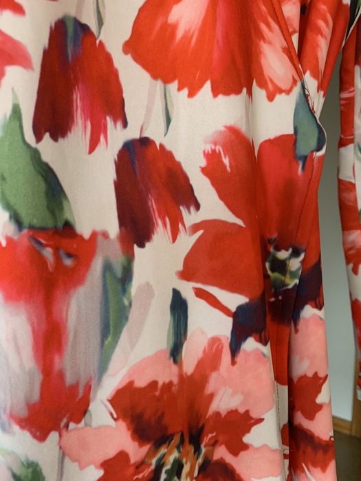 Vestido estampado e único ( exclusivo) não vai ver ninguém com um igual! Não precisa de ferro!
