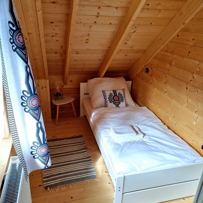 WILLA WILK – przytulny domek dla 6 osób z sauną i balią Ekskluzywne Domki w Górach | Sauna Balia Jezioro Jacuzzi