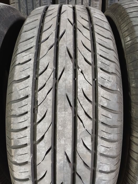 Продам шини літні 235/65/17