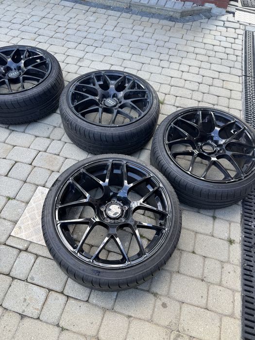Sprzedam felgi z oponami do audi s3