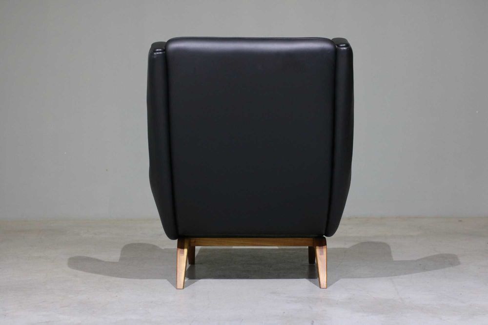 Poltrona Illum Wikkelso modelo 110 | Soren Willadsen, Vejen