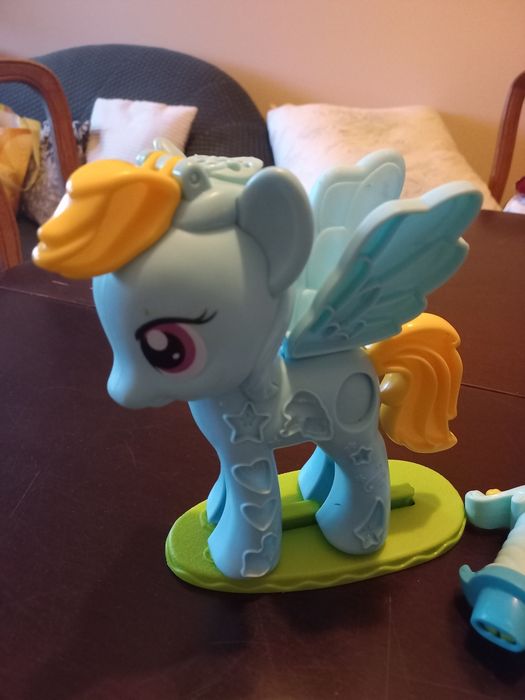 Konik pony ,dentysta ,foremki do zabawy z ciastolina