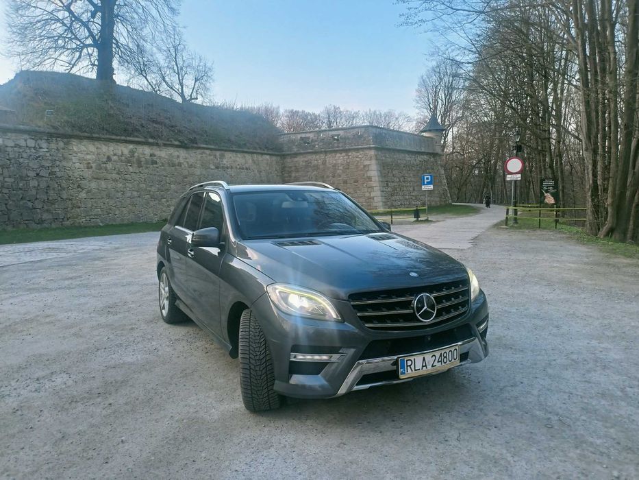 PRZEPIEKNY Mercedes   ML W166 5,0 -SALON PL