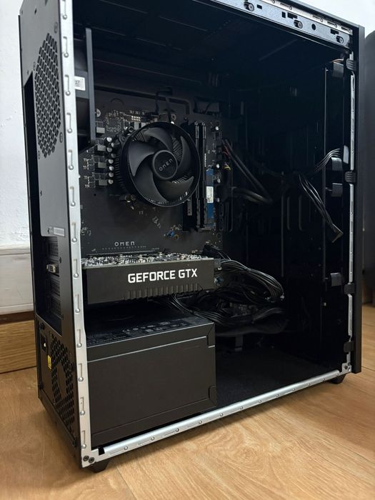 Hp Omen 25L (GT12-0030np)