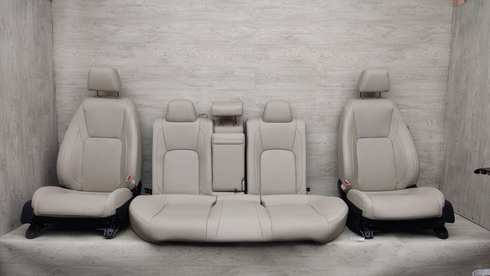 Сидіння водія пасажира з AirBag диван задній Honda Clarity (2018-2021)