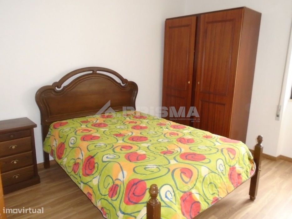 Excelente Apartamento T3 Semi mobilado