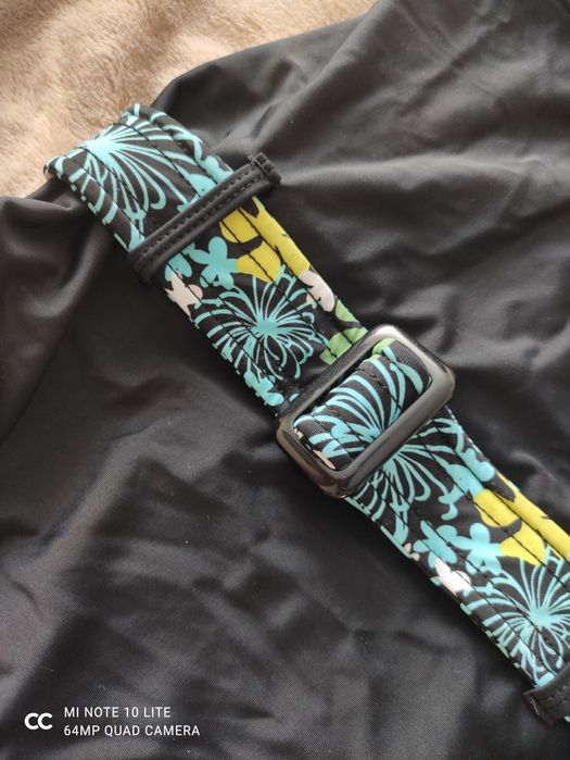 Суцільний купальник