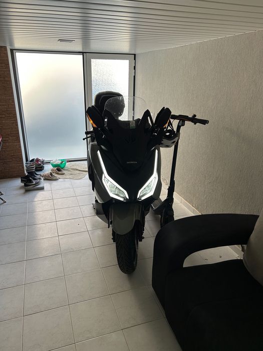 Honda forza 350cc 2024