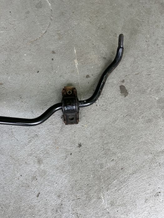 Стабилизатор передний JEEP Cherokee Trailhawk б/у