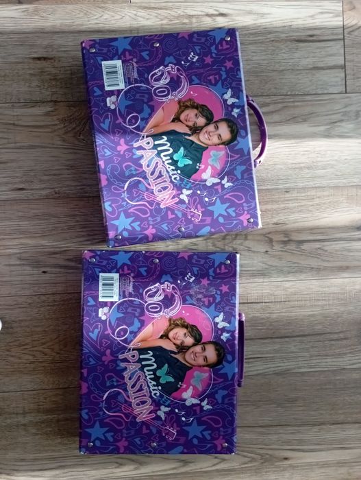 Dwie duze teczki dzieciece Violetta