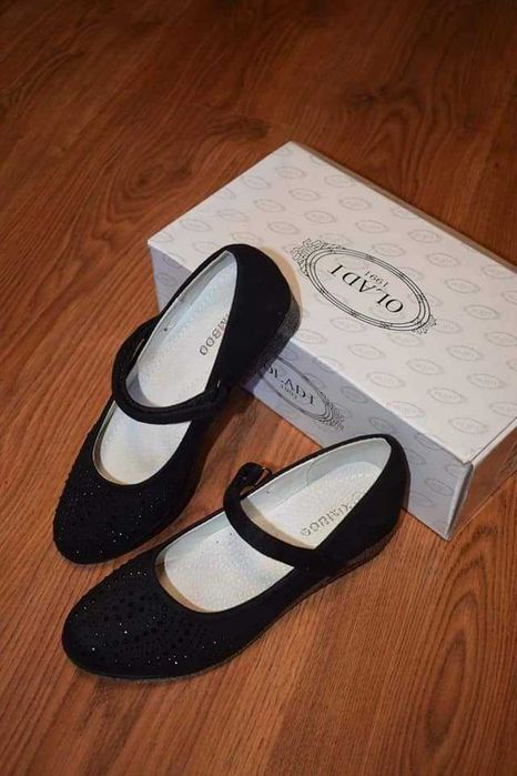 туфельки для дівчинки