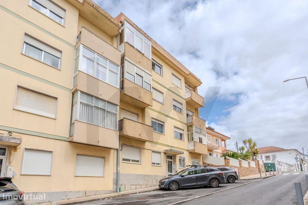 Apartamento T2 no centro de Agualva-Cacém