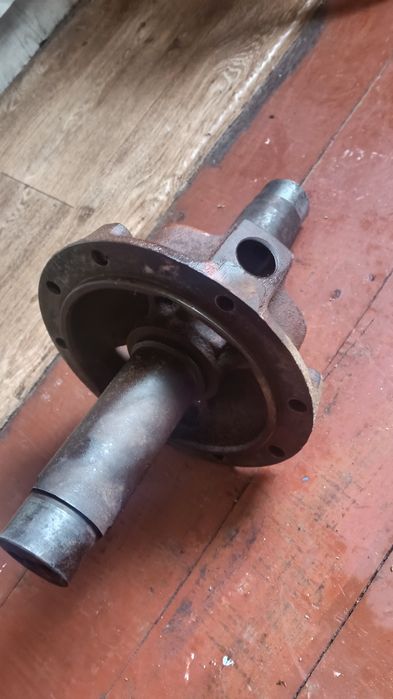 Маточина диференціала заднього моста ЮМЗ 6