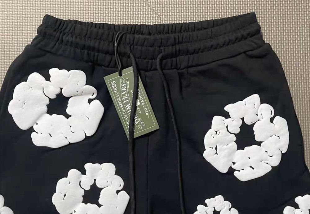 Denim Tears The Cotton Wreath Black Shorts