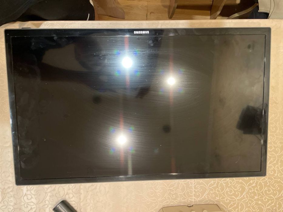 LED/Телевизор Samsung Модель: UE28F4000AW 28-Дюймов