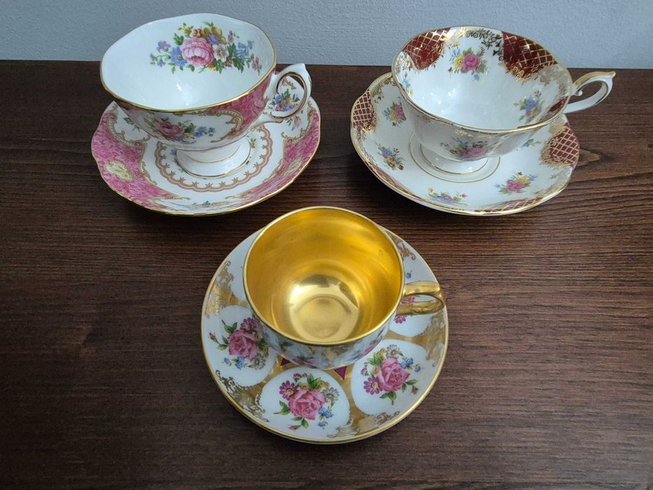 Conjunto de 7 Chávenas diversas Royal Albert e 1 Rococo