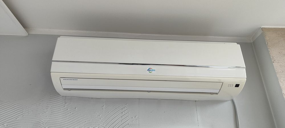 Klimatyzacja 100% sprawna  po serwisie