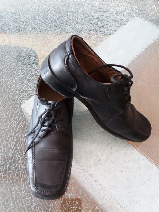Buty czarne chłopiec rozm 33