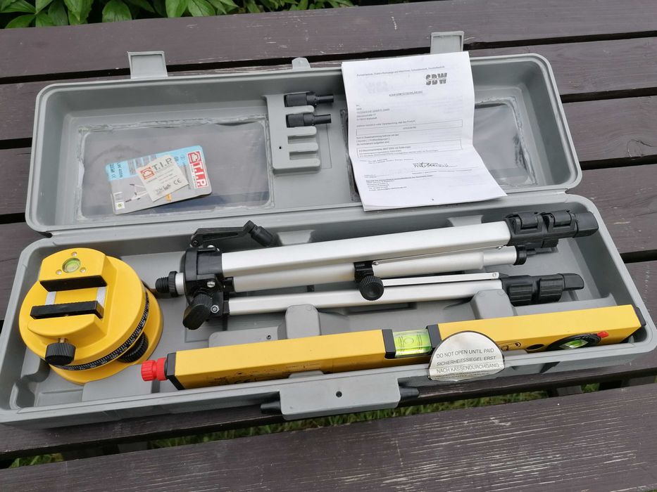 TIP LW 400N Niemiecka Poziomica Laserowa ze Statywem + Walizka