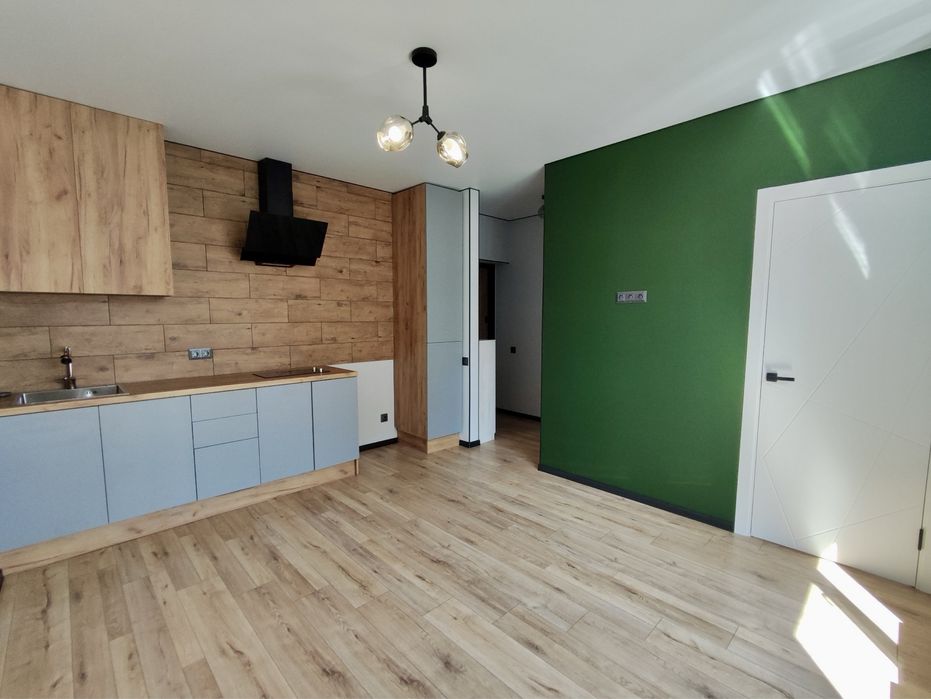 Новий дизайнерський ремонт 1 кімнатна біля парку!