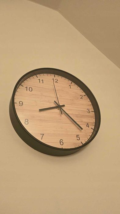 Nowoczesny Cichy Zegar Ścienny Drewno 25 Cm Minimalistyczny