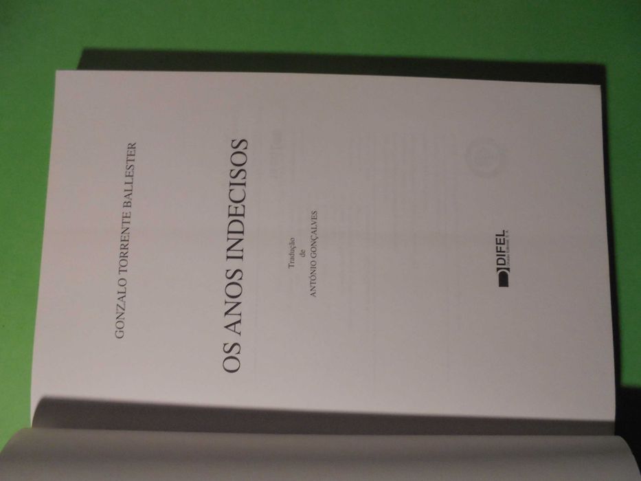 Ballester (Gonzalo Torrente);Os anos indecisos