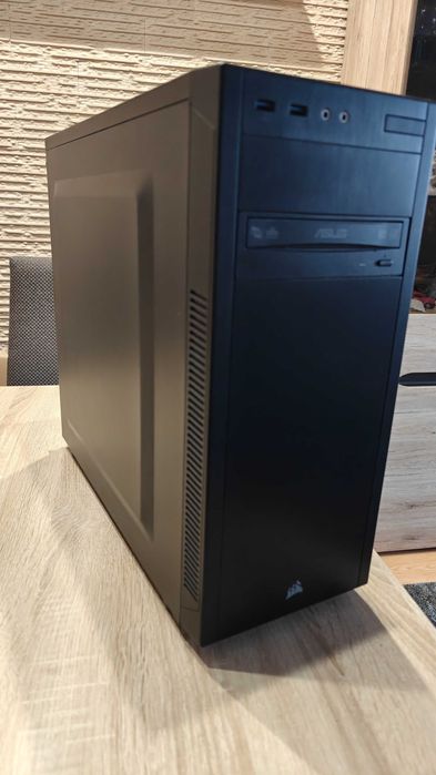 Komputer stacjonarny PC