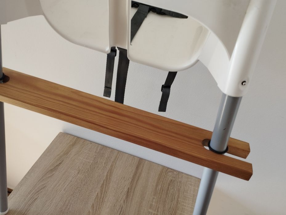 Base pousa pés para cadeira papa bebe