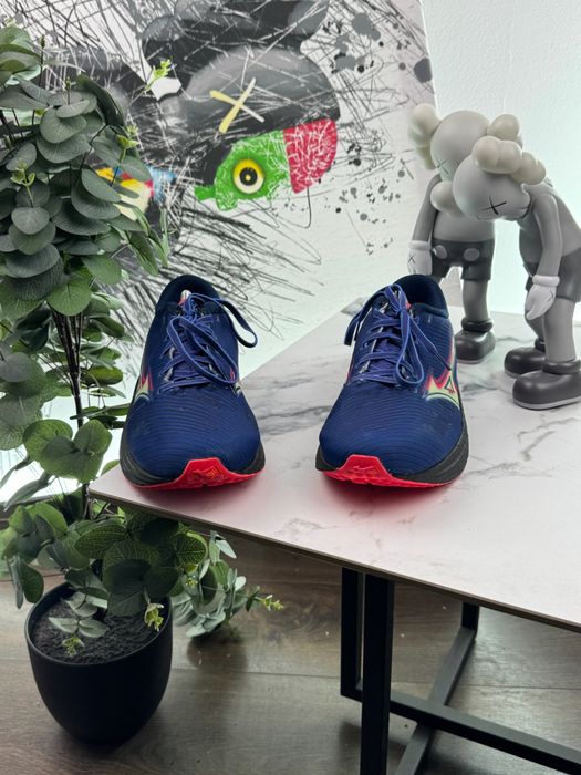 Кросівки Mizuno Wave Rebellion 44 розмір Е9547