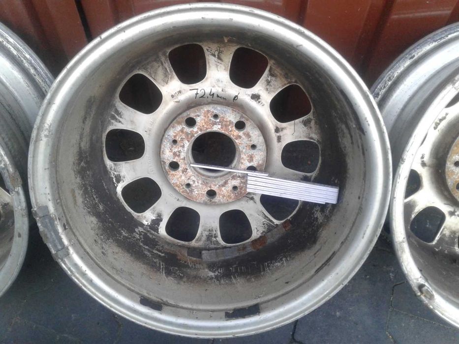 4 Alufelgi 15 BMW 3 E36 E46 5x120 IS42 6,5J 72.4mm