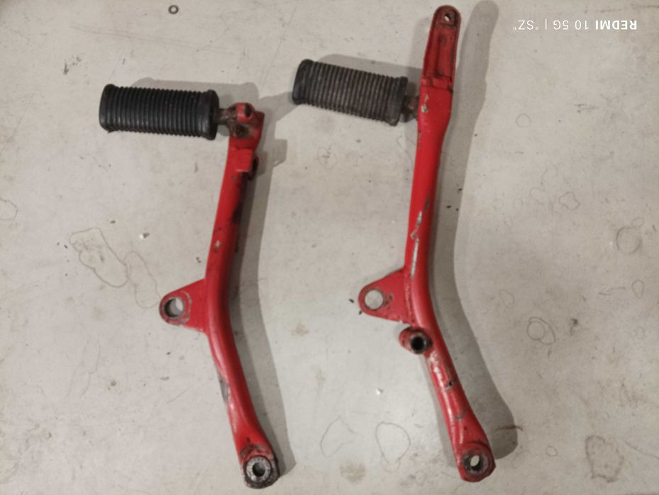 SHL M17 Gazela - wsporniki wahacza z podnóżkami - sety - konsole.