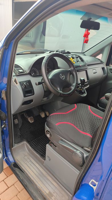 Авто Mercedes Benz vito