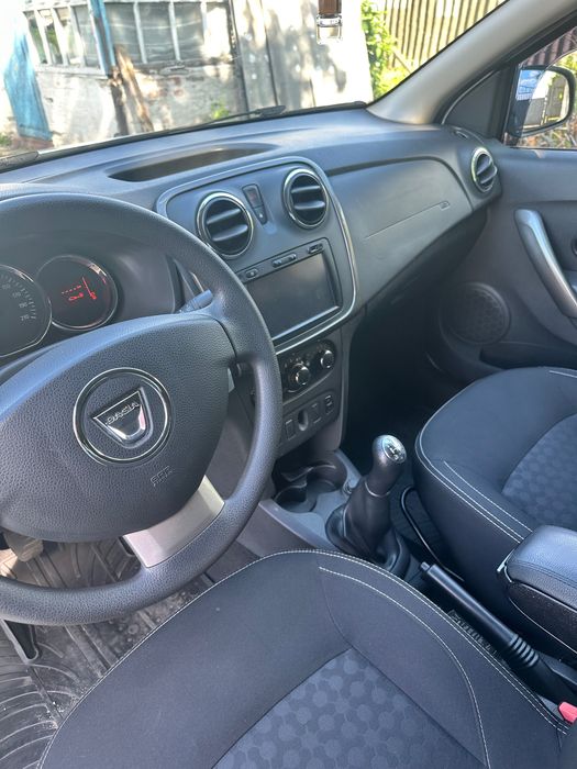 Авто Dacia Logan