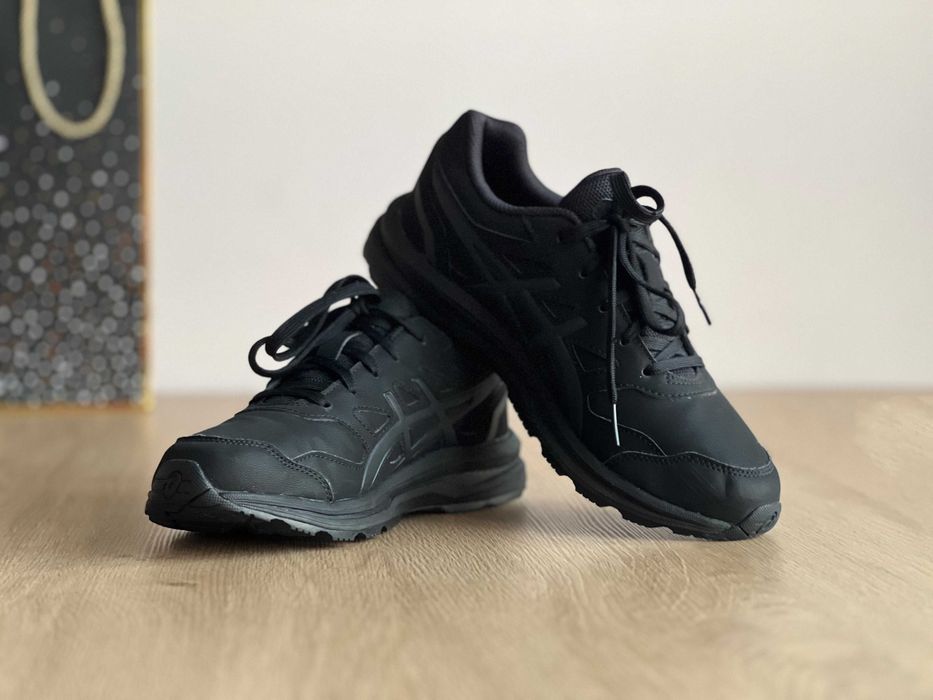 Кросівки Asics gel-mission 3, (р. 38): 1 390 грн. - Кросівки для