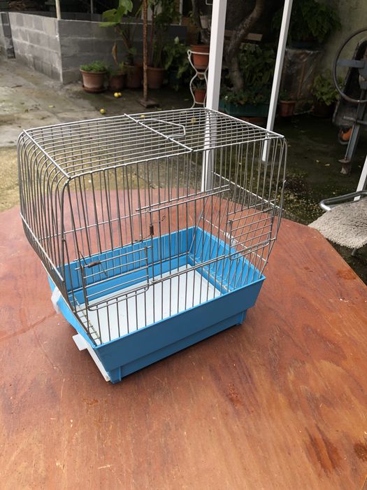 Vendo Gaiola passaros