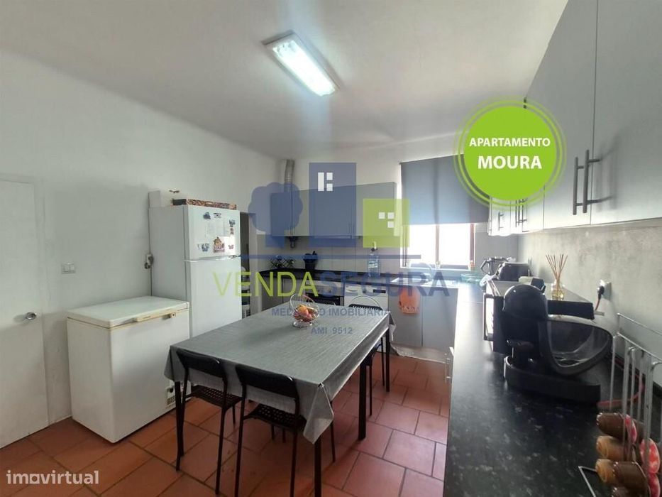 Apartamento T2 com terraço | Porta Nova | MOURA