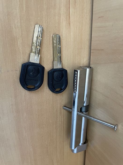 Замок, цилиндр замка, личинка замка: 100 грн. - Дверні замки та ключі ...