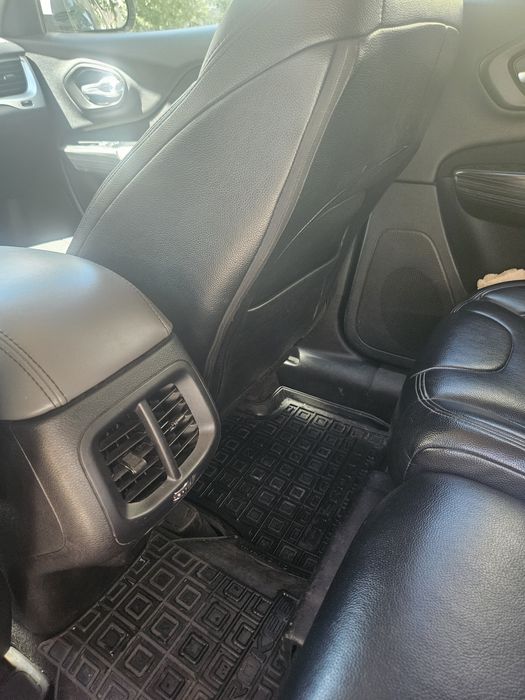 Jeep Cherokee Limited White