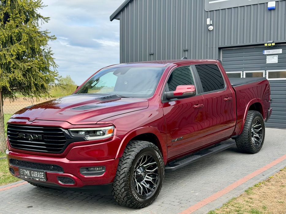 Dodge RAM 1500 SPORT 5.7 V8 HEMI CREWCAB niski przebieg!