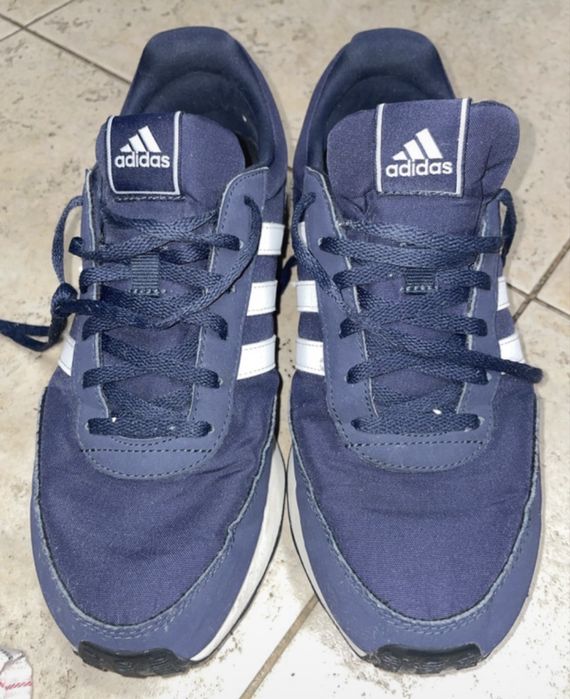 Tênis Adidas Azul e Branco