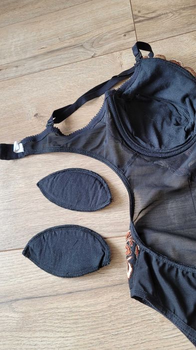 Body roz. 80 C, marki  Ewex