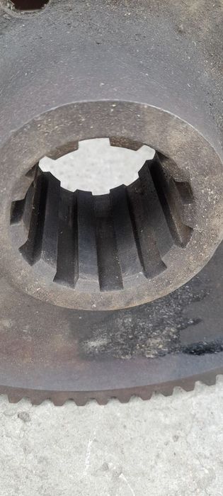 Продам шестерню привода юмз