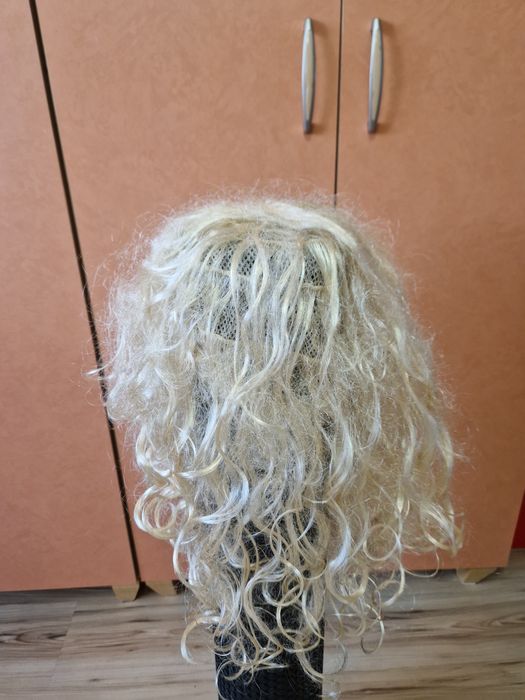 Peruka damska blond