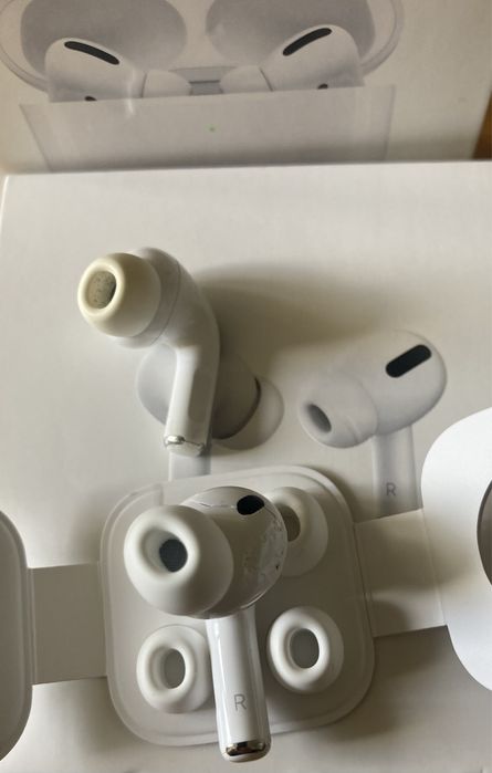 AirPods  pro 2 A 2032, pro 3 A 3063 original