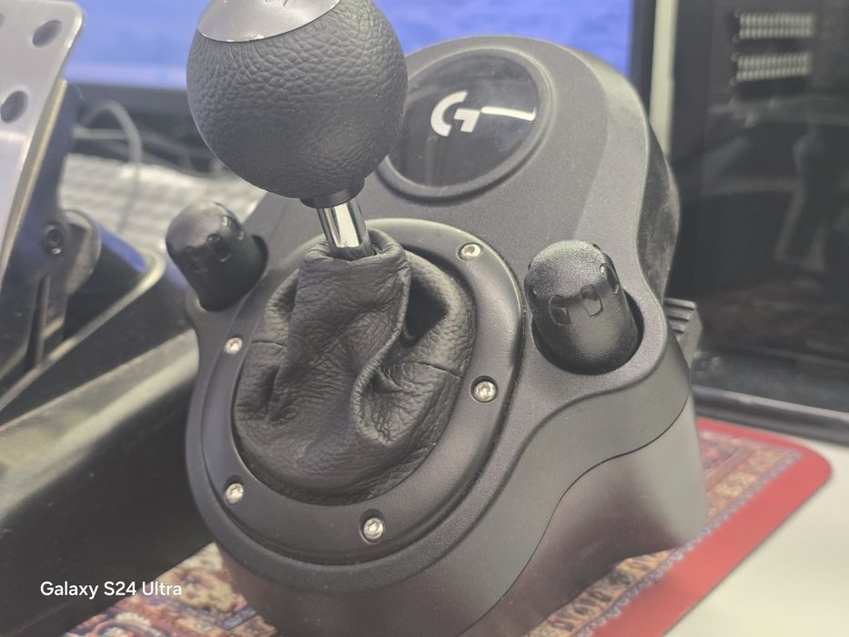 Ігровий руль Logitech G29 + педалі + коробка передач (PS/PC)
