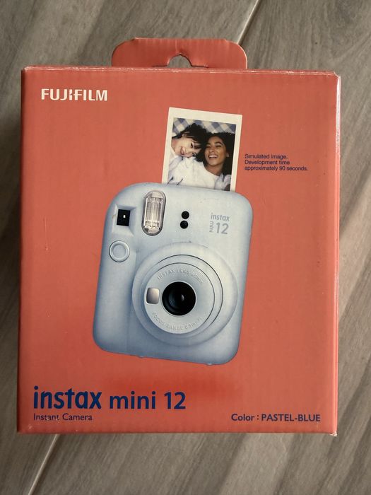Instax Mini 12 - Câmara Fotografica