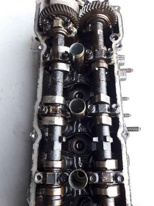 wałek,wałki głowicy toyota sienna,solara,camry, lexus  rx 330,rx 400h,3,3vvti, 2004-2009r