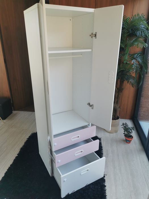 Conjunto IKEA STUVA – Roupeiro + Cómoda (Excelente Estado)