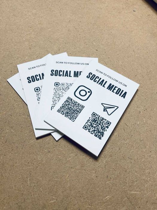 Широкоформатний друк Банерів Плакатів фотошпалер Наклейки Дизайн