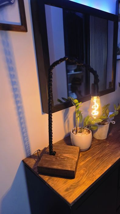 Lampa indystrialna z łańcucha, ręcznie robiona, drewno, smart